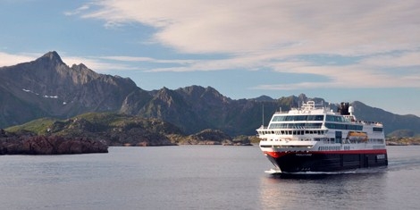MS Trollfjord